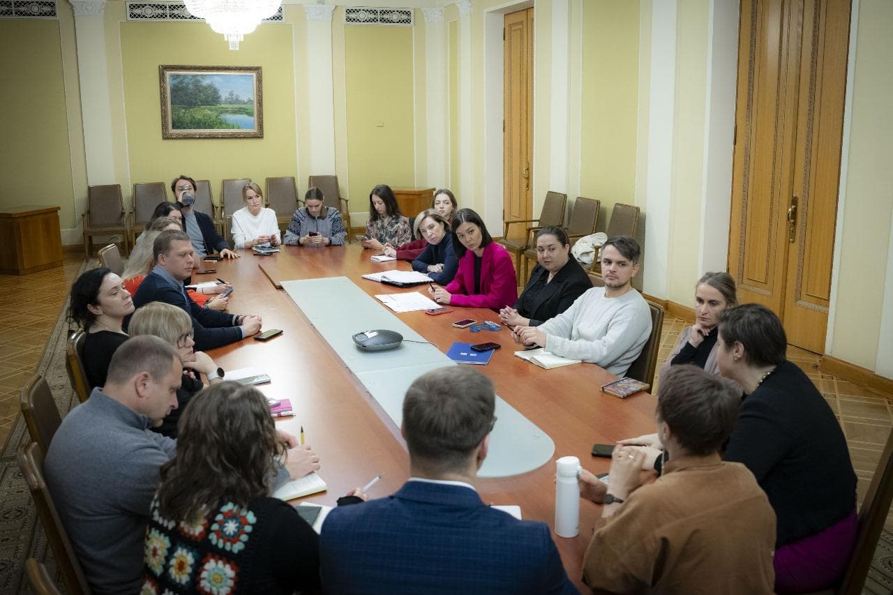 Office of the President hosts meeting with representatives of civil society to discuss joint steps for the return of deported children